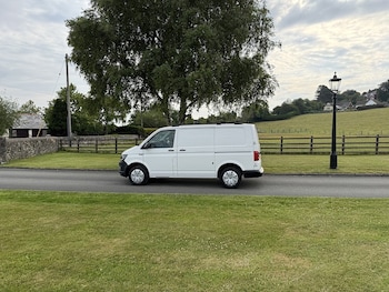 Used Volkswagen Transporter 2019 for sale - 79436208: Photo