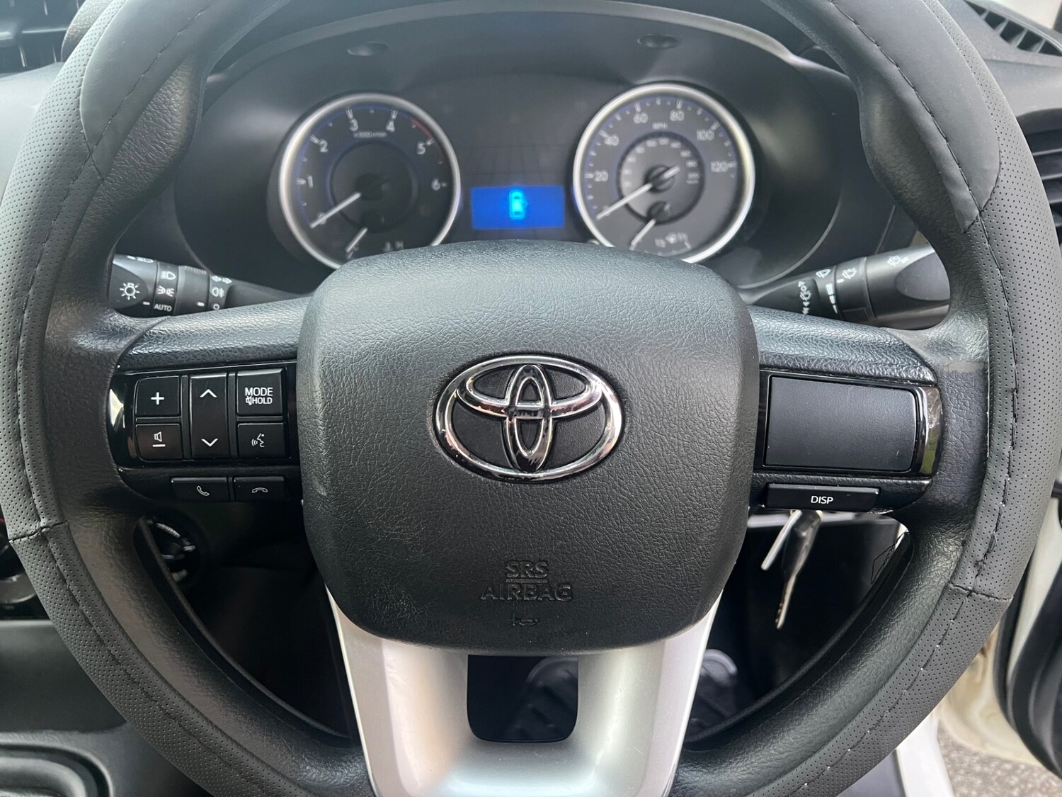 Used Toyota Hilux 2019 for sale - 76387439: Photo 9