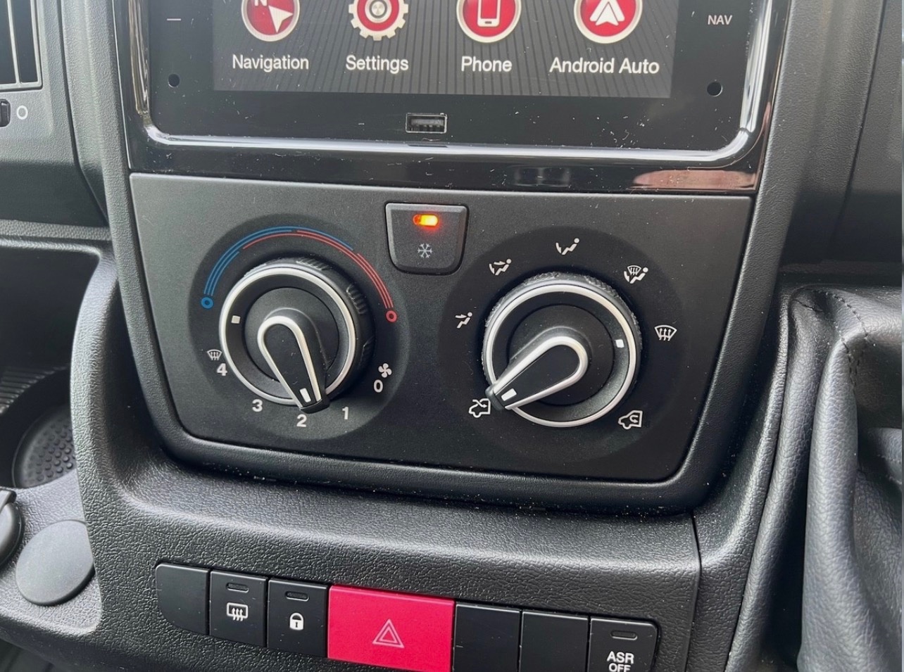 Used Vauxhall Movano 2023 for sale - 76120450: Photo 16