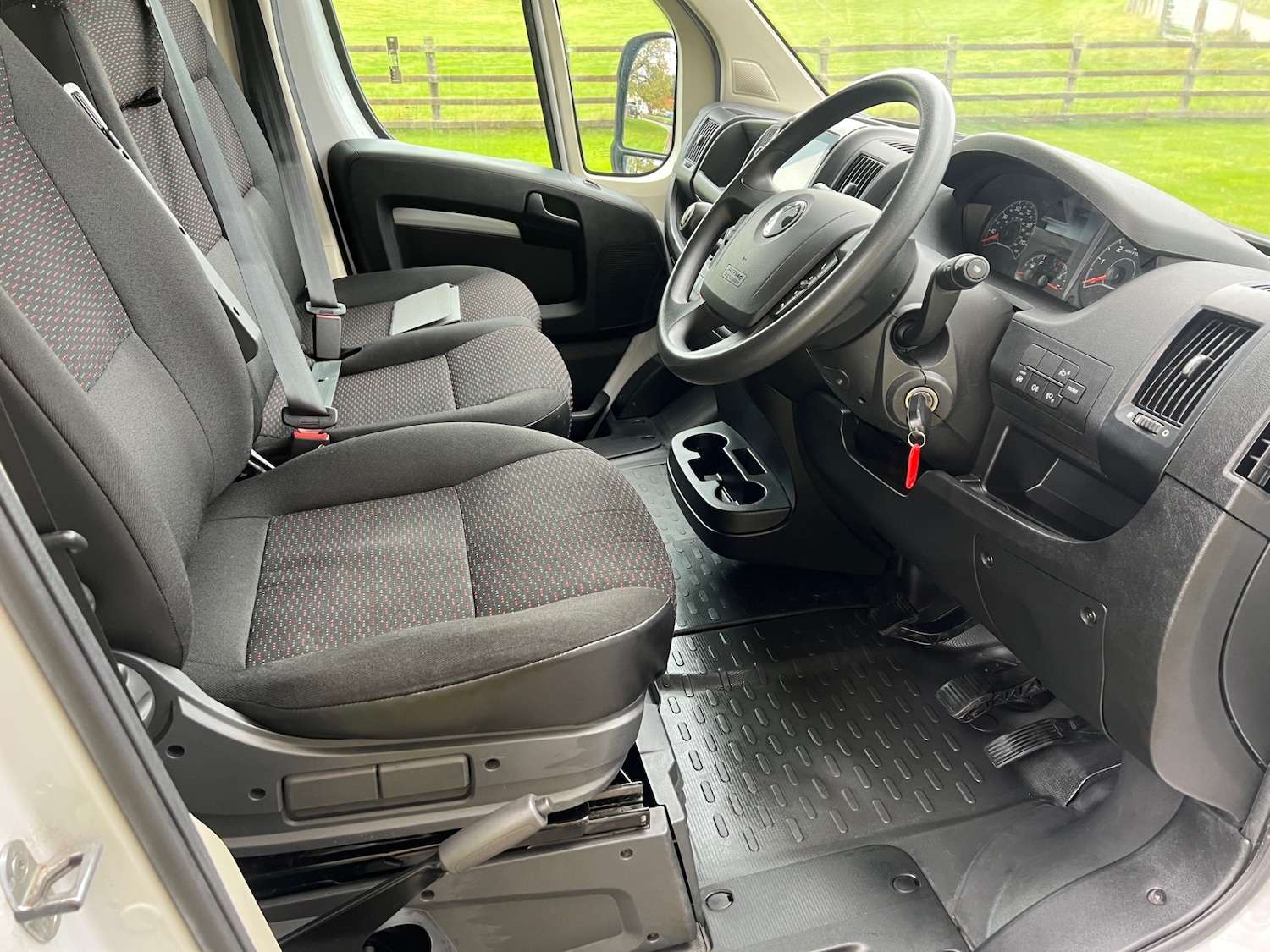 Used Vauxhall Movano 2023 for sale - 76120450: Photo 5