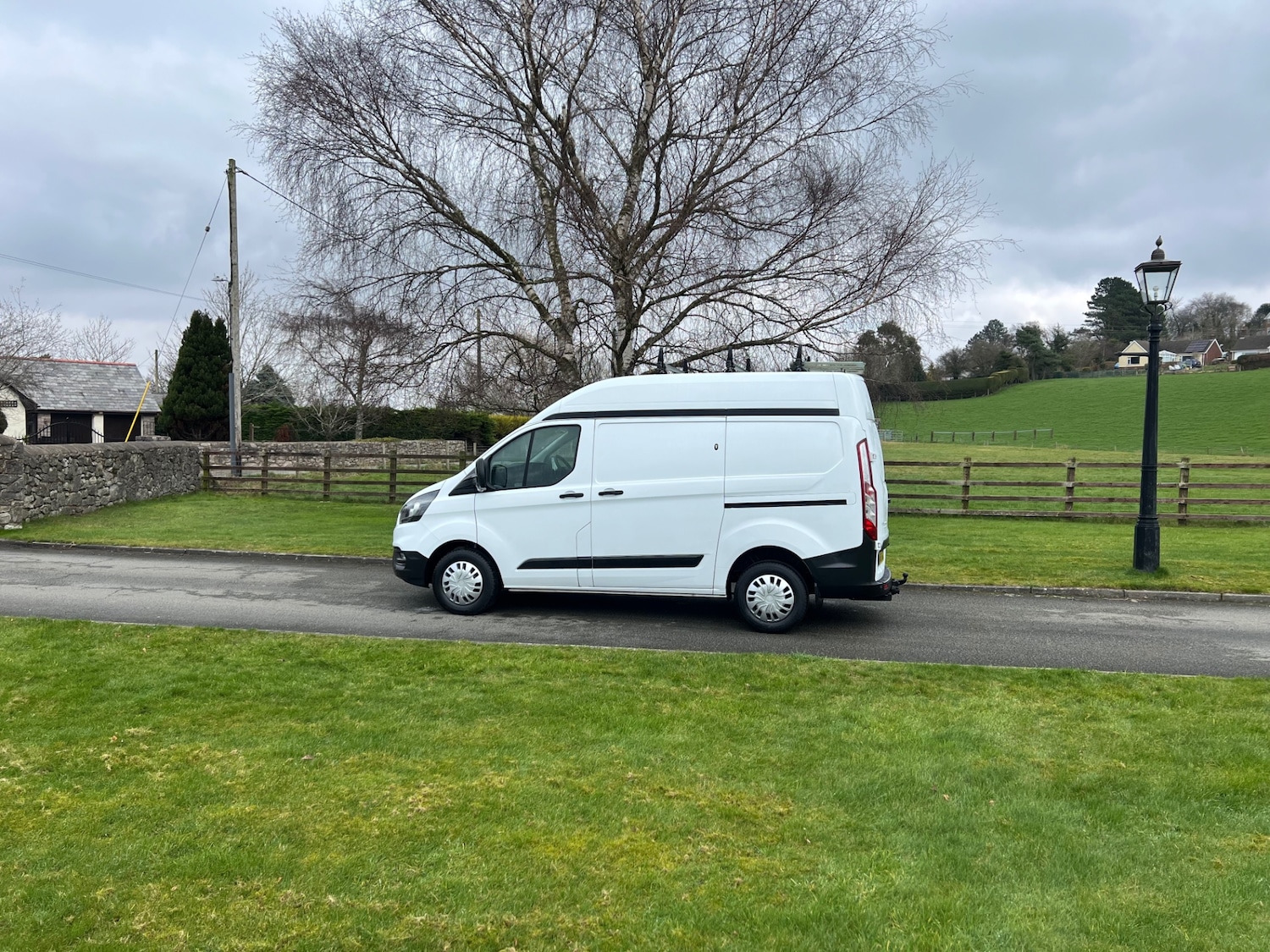 Used Ford Transit Custom 2020 for sale - 77789902: Photo 2