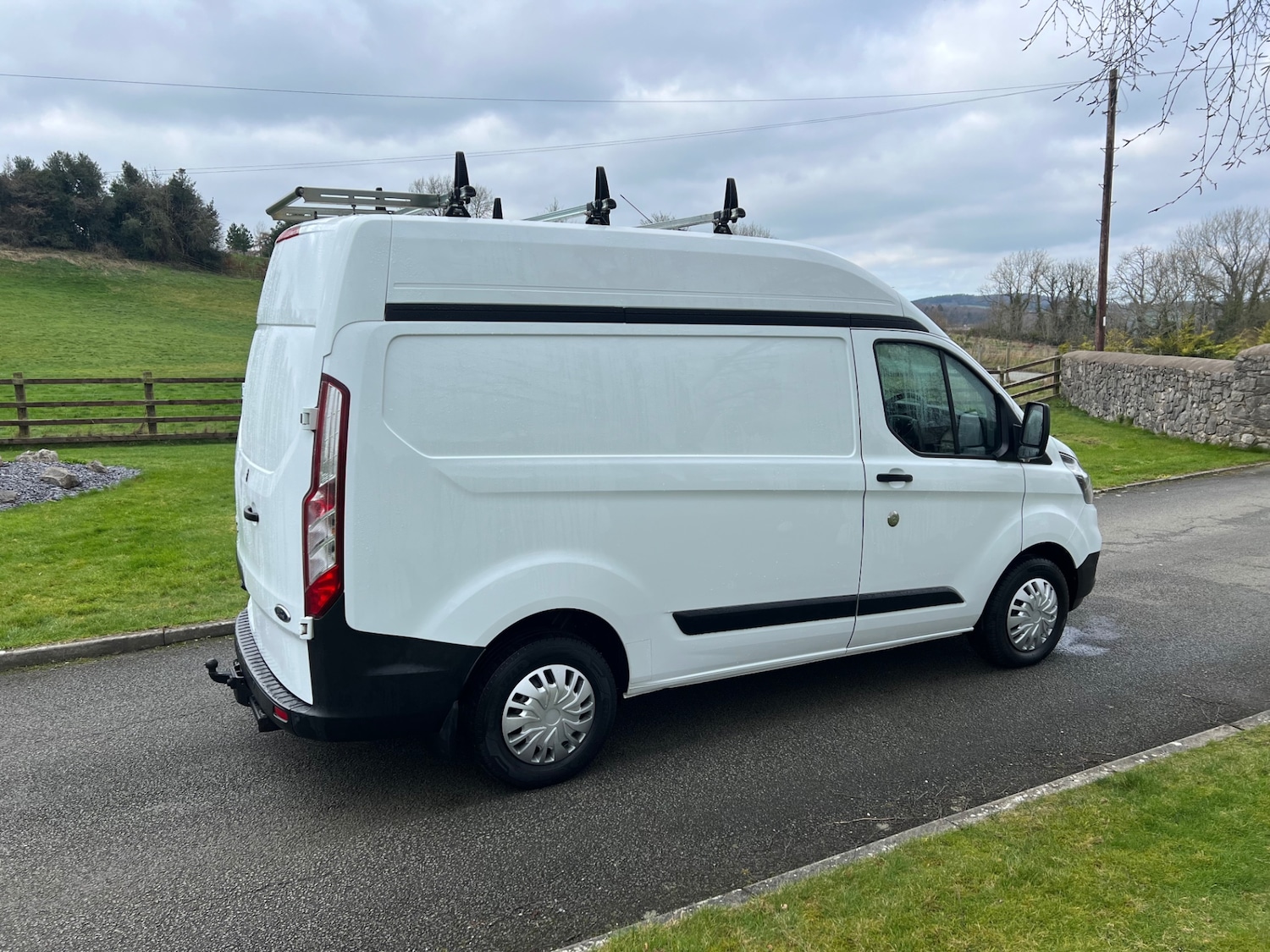 Used Ford Transit Custom 2020 for sale - 77789902: Photo 3