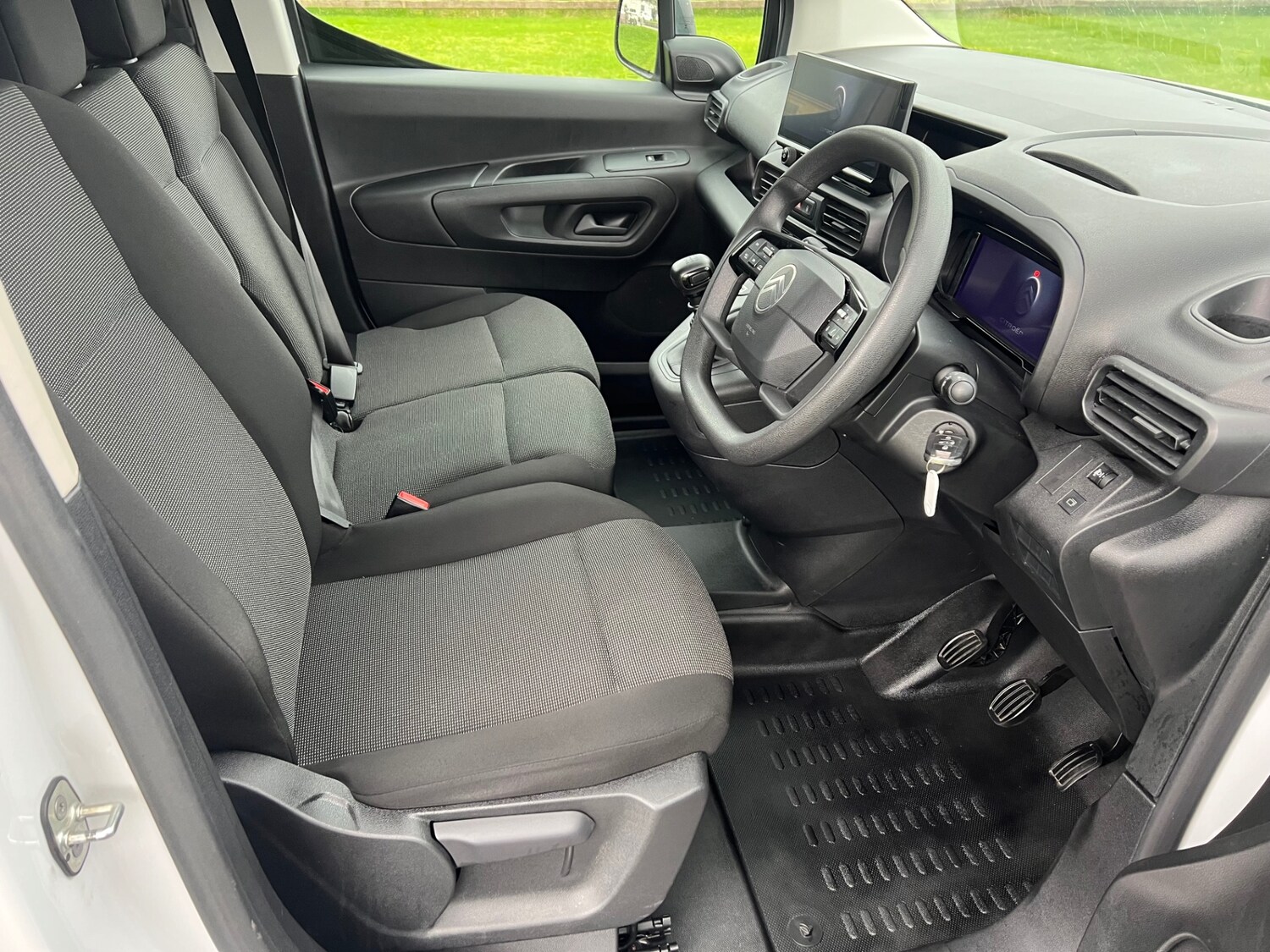 Used Citroen Berlingo 2024 for sale - 77845447: Photo 5