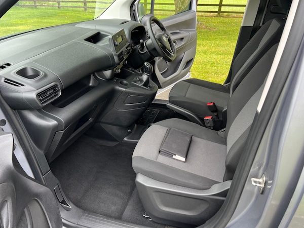 Used Vauxhall Combo 2019 for sale - 75399686: Photo 6