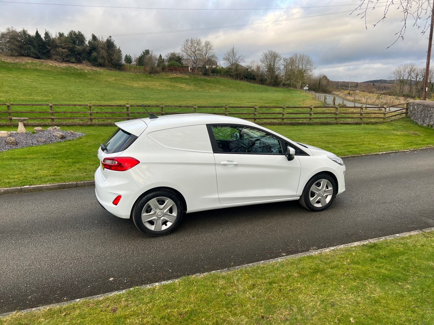 Used Ford Fiesta 2020 for sale - 77649699: Photo 3