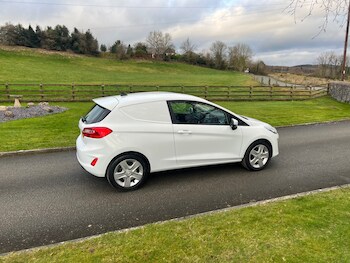 Used Ford Fiesta 2020 for sale - 77649699: Photo