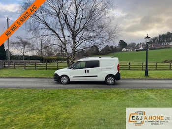 Used Vauxhall Combo 2018 for sale - 79436341: Photo