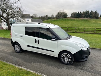 Used Vauxhall Combo 2018 for sale - 79436341: Photo