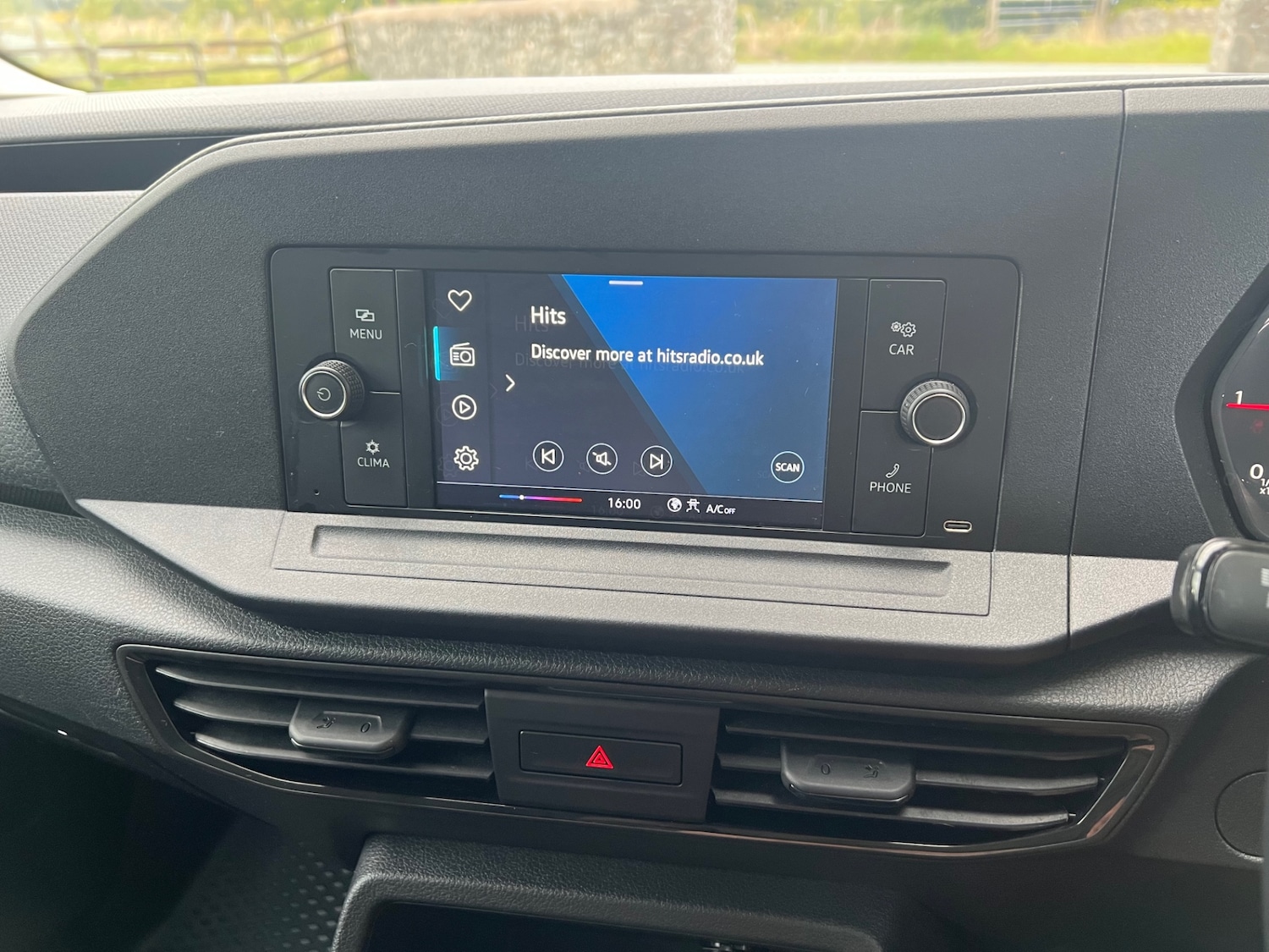 Used Volkswagen Caddy Maxi 2021 for sale - 76120435: Photo 11