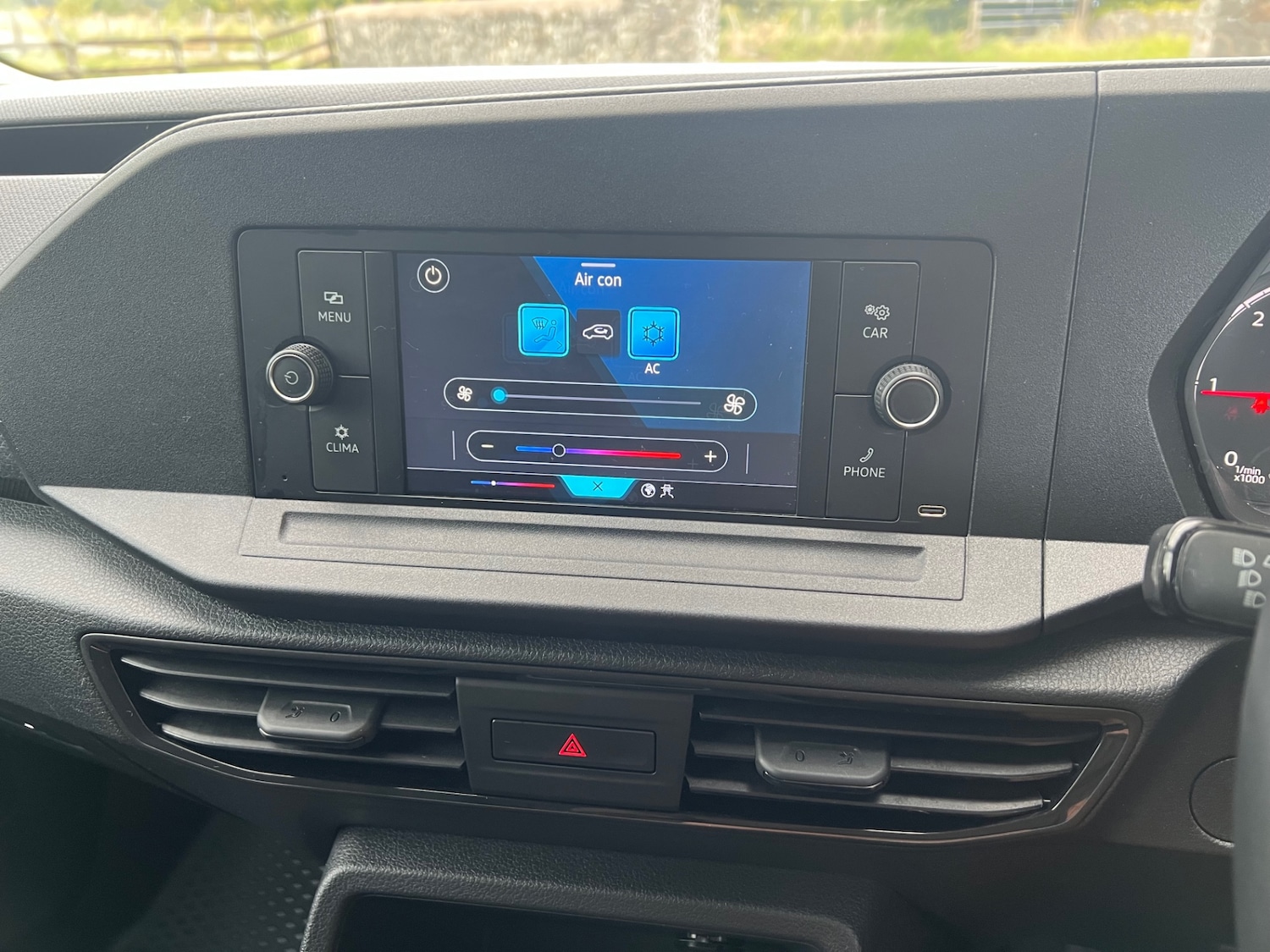 Used Volkswagen Caddy Maxi 2021 for sale - 76120435: Photo 12