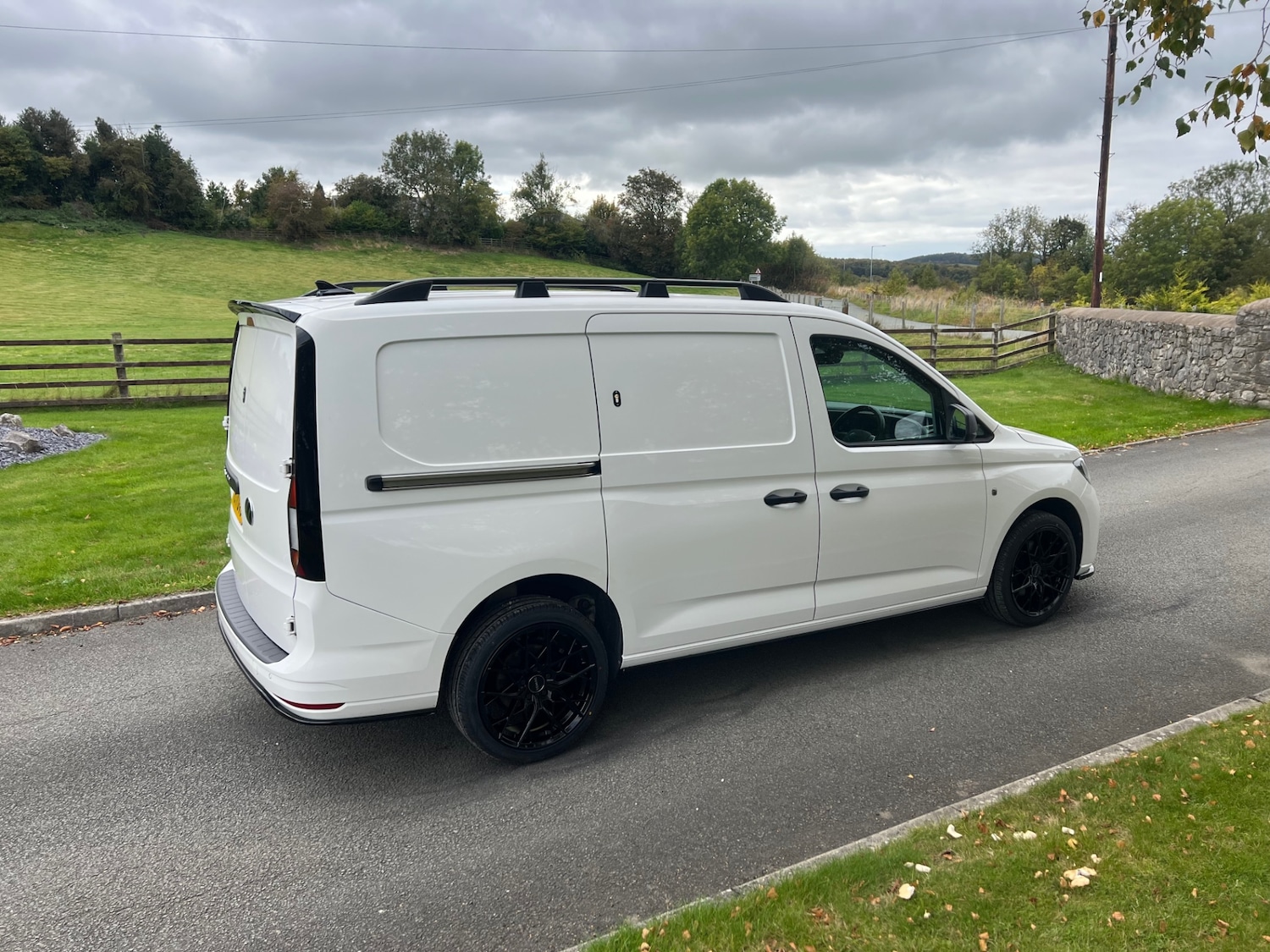 Used Volkswagen Caddy Maxi 2021 for sale - 76120435: Photo 3