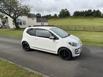 Used Volkswagen up! 2015 for sale - 78901230: Photo