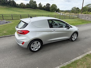 Used Ford Fiesta 2020 for sale - 79696067: Photo