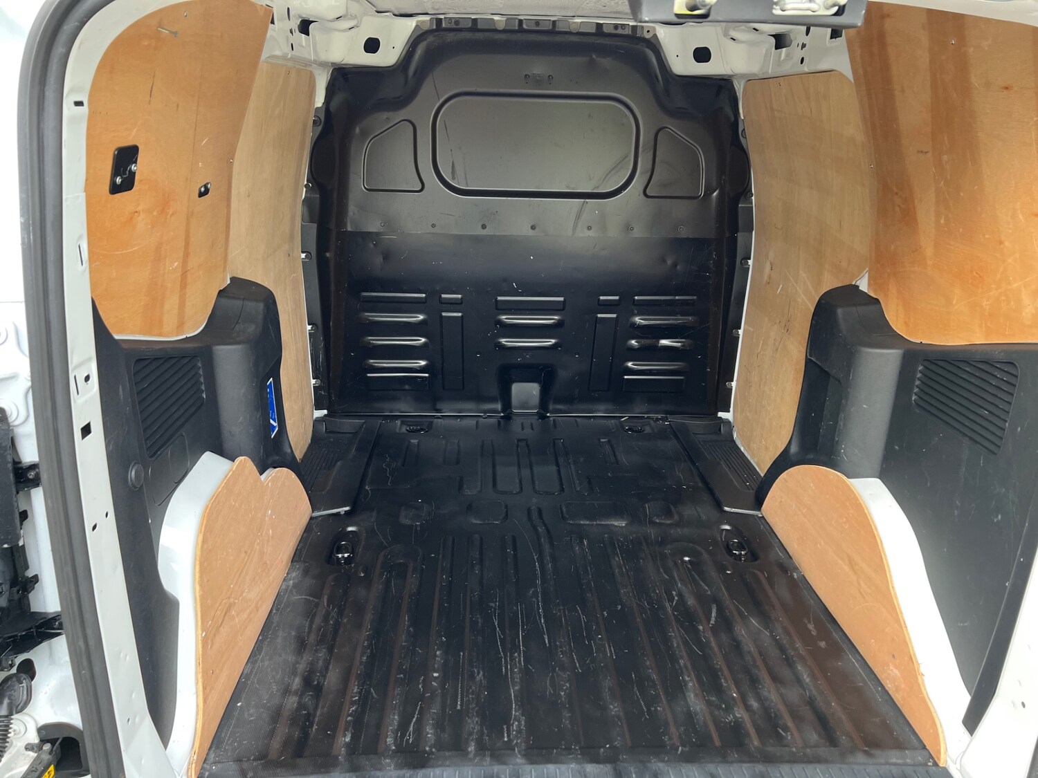 Used Ford Transit Courier 2024 for sale - 77500694: Photo 16