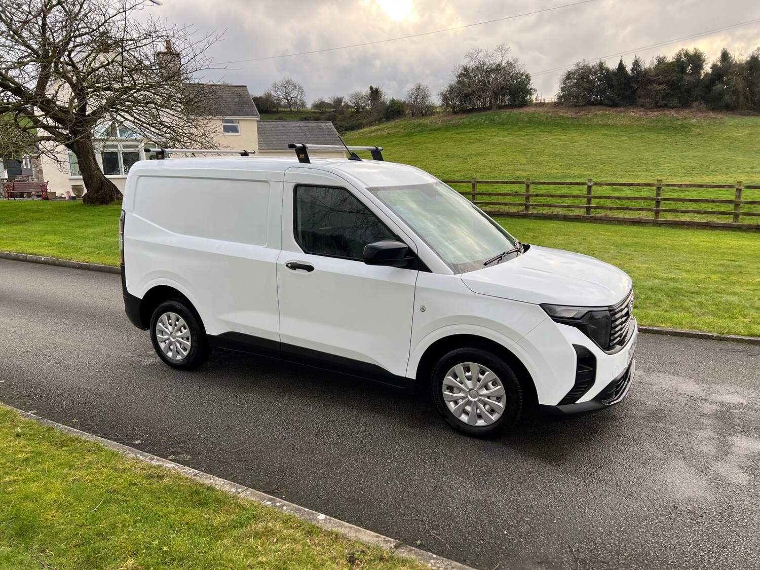 Used Ford Transit Courier 2024 for sale - 77500694: Photo 4