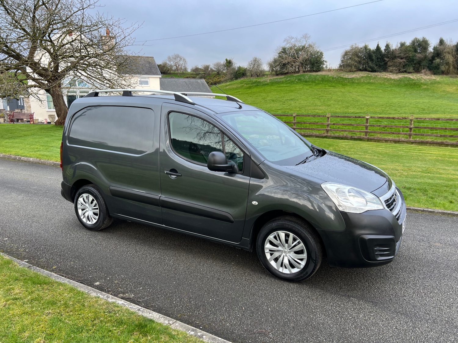 Used Peugeot Partner 2018 for sale - 77903562: Photo 4