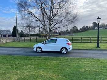 Used Ford Fiesta 2020 for sale - 79436189: Photo
