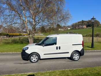 Used Fiat Doblo 2018 for sale - 74322005: Photo