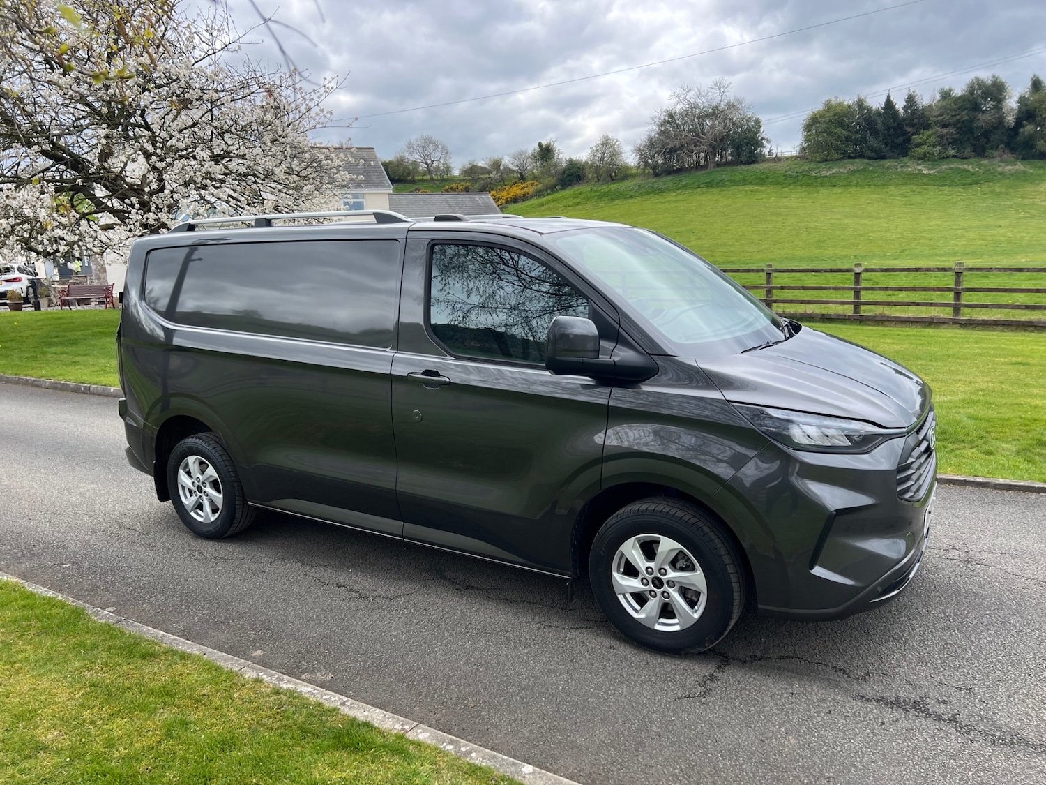 Used Ford Transit Custom 2024 for sale - 78198839: Photo 4