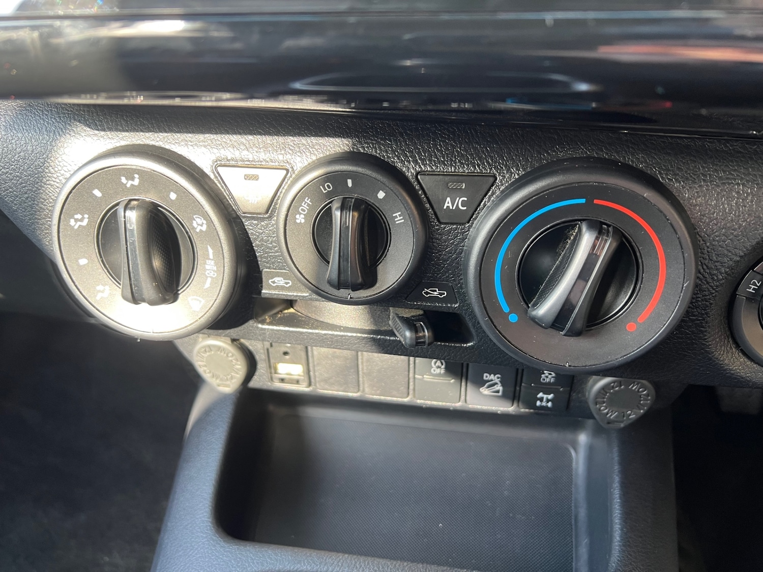Used Toyota Hilux 2021 for sale - 76377010: Photo 16