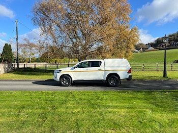 Toyota - Hilux
