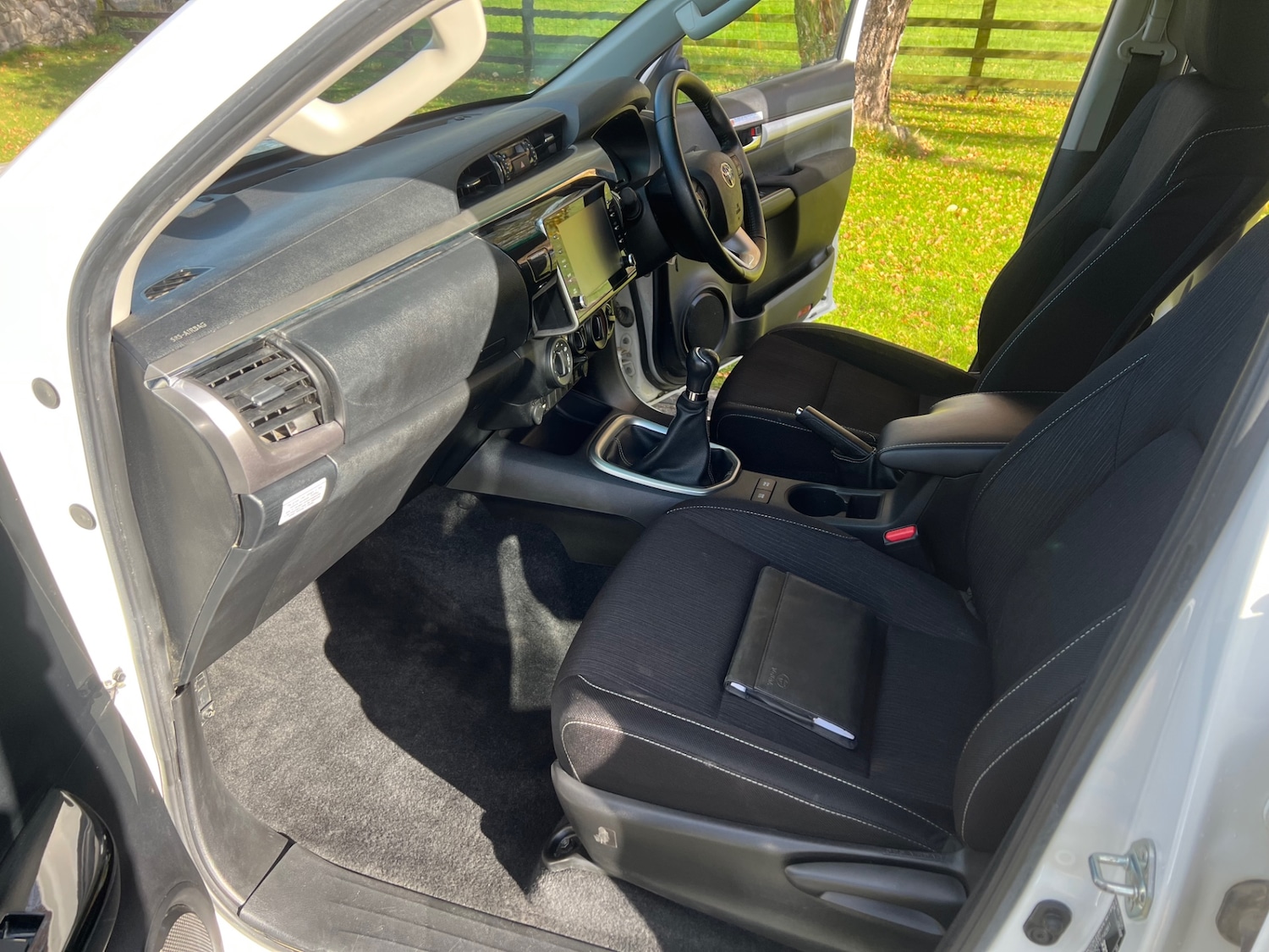 Used Toyota Hilux 2021 for sale - 76377010: Photo 8
