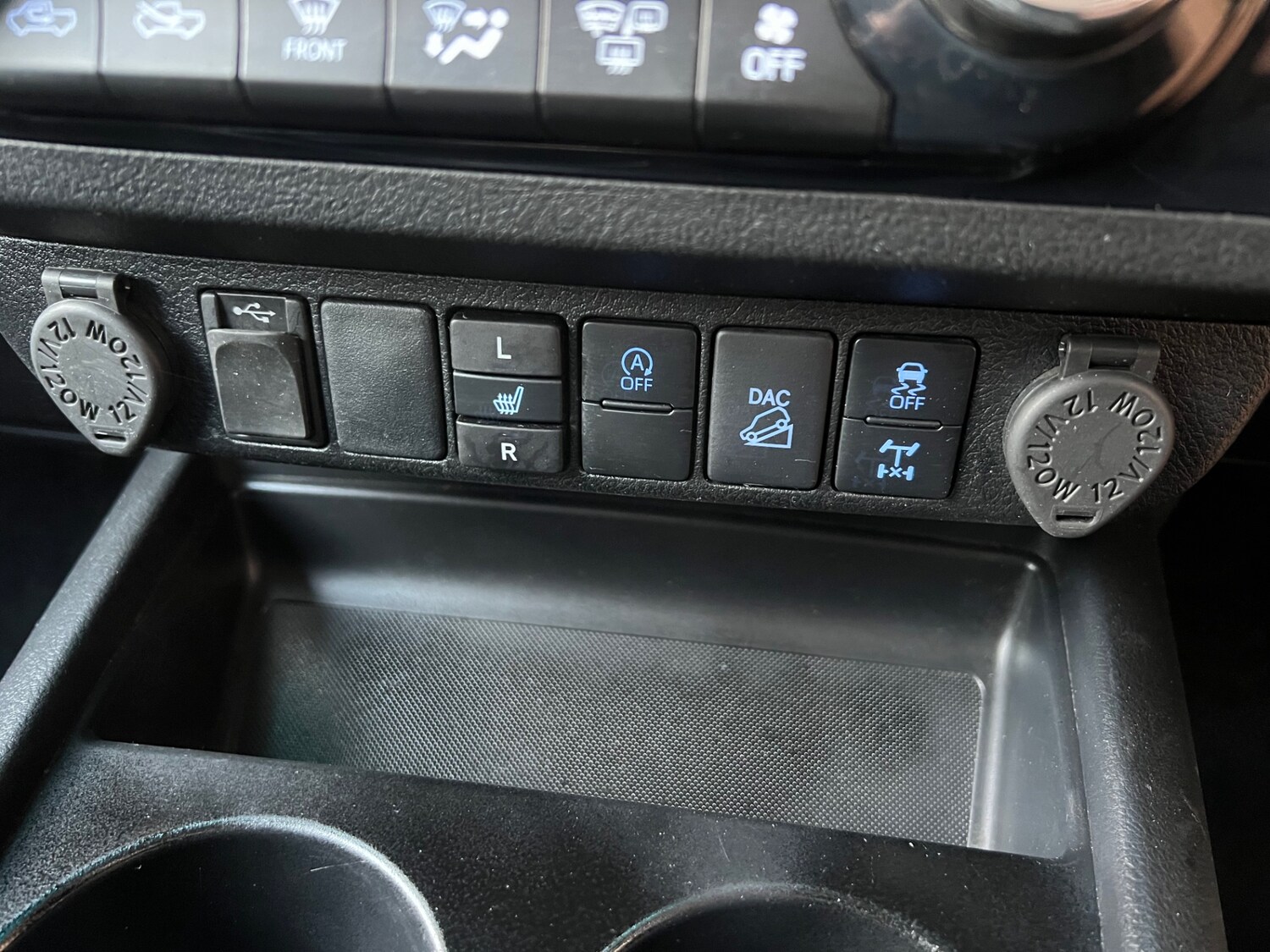 Used Toyota Hilux 2021 for sale - 76407694: Photo 17