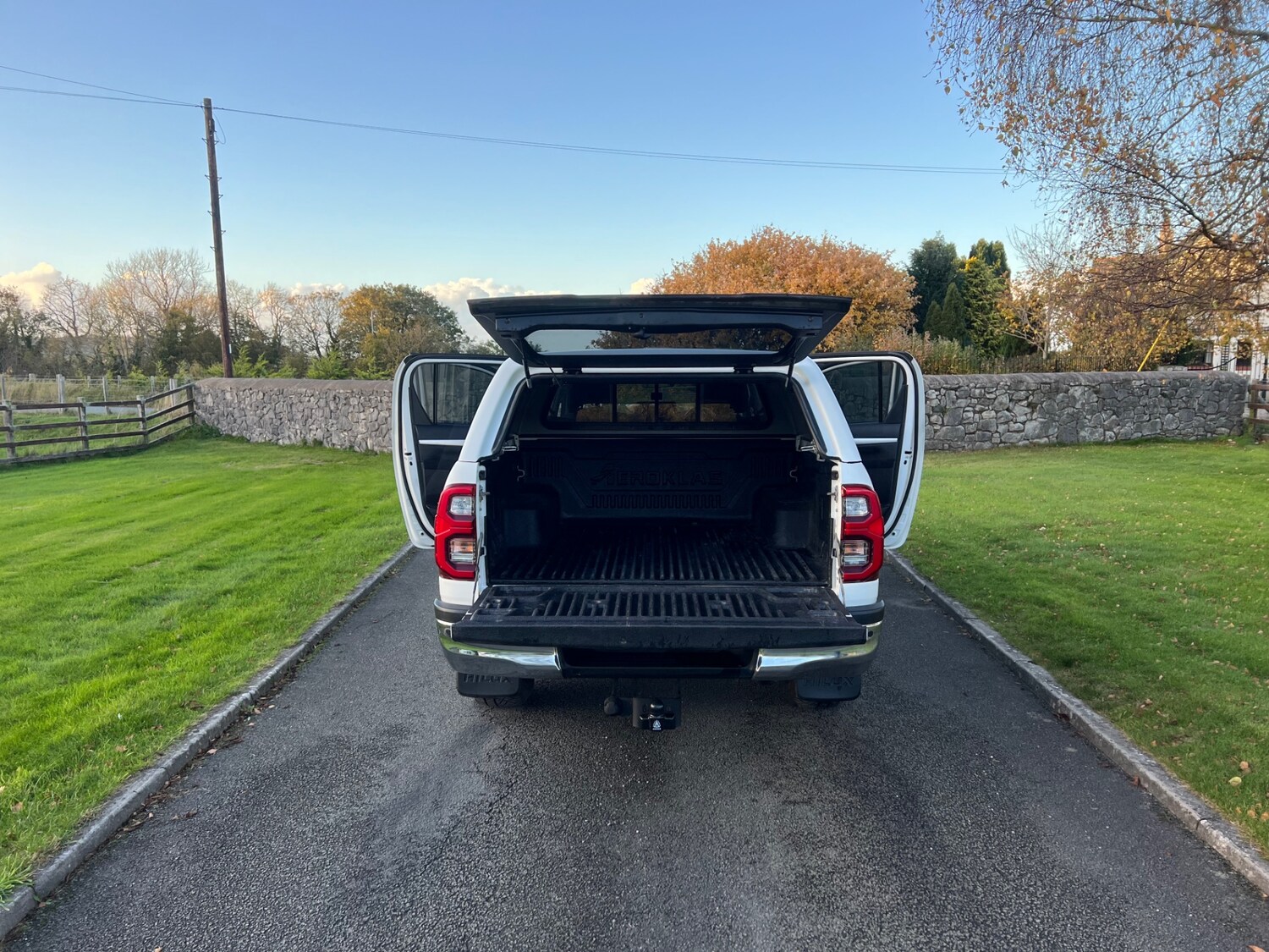 Used Toyota Hilux 2021 for sale - 76407694: Photo 19