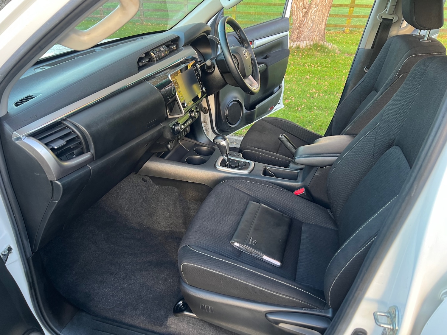 Used Toyota Hilux 2021 for sale - 76407694: Photo 8