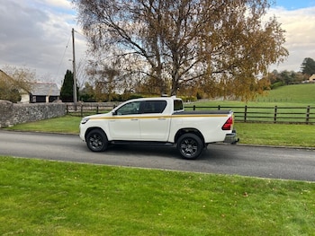 Used Toyota Hilux 2023 for sale - 78507839: Photo