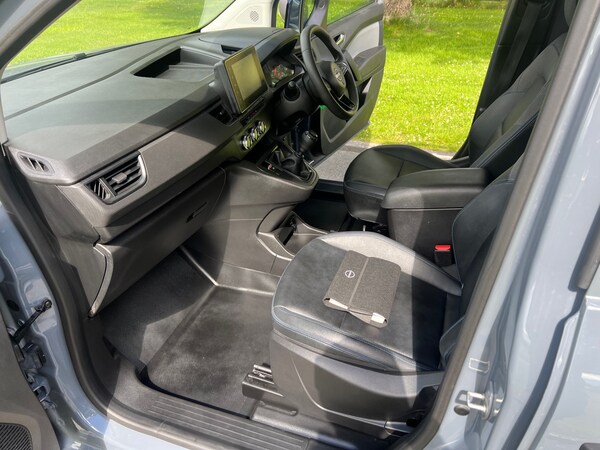 Used Nissan Other 2024 for sale - 75079970: Photo 6