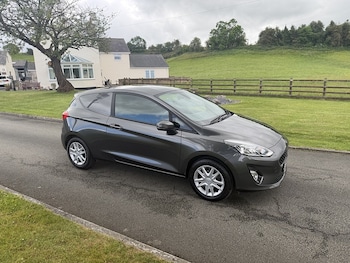 Used Ford Fiesta 2019 for sale - 79436273: Photo