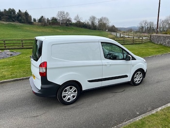 Used Ford Transit Courier 2018 for sale - 79436199: Photo