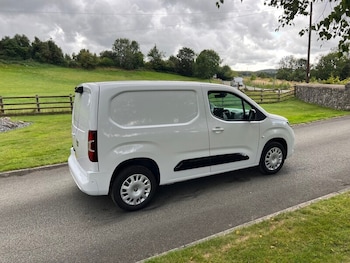 Used Vauxhall Combo 2024 for sale - 79436249: Photo
