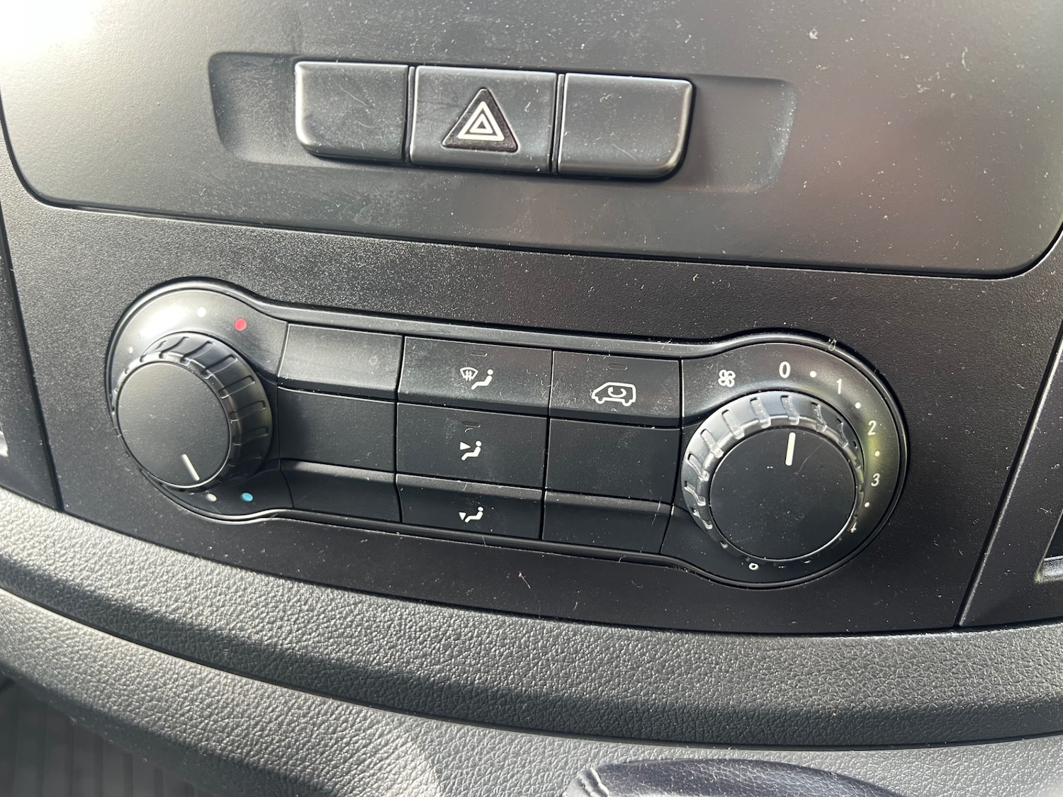 Used Mercedes-Benz Vito 2018 for sale - 76011859: Photo 11