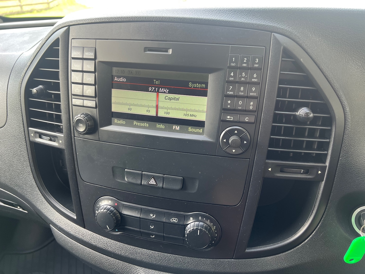 Used Mercedes-Benz Vito 2018 for sale - 76011859: Photo 9