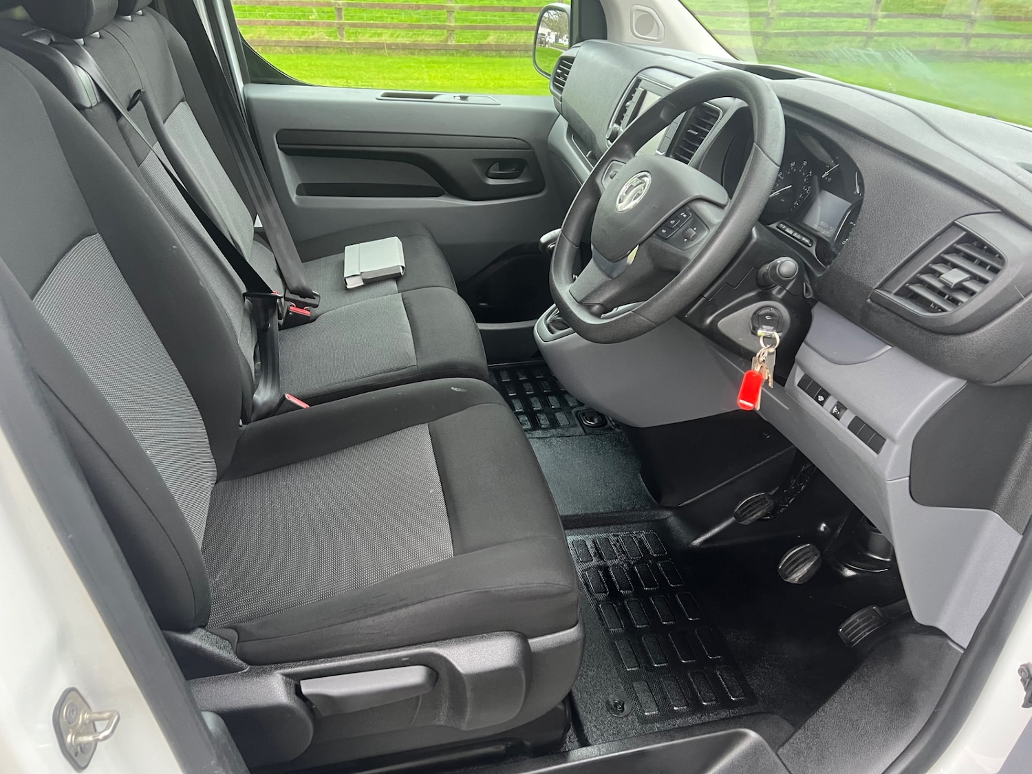 Used Vauxhall Vivaro 2022 for sale - 76987125: Photo 5