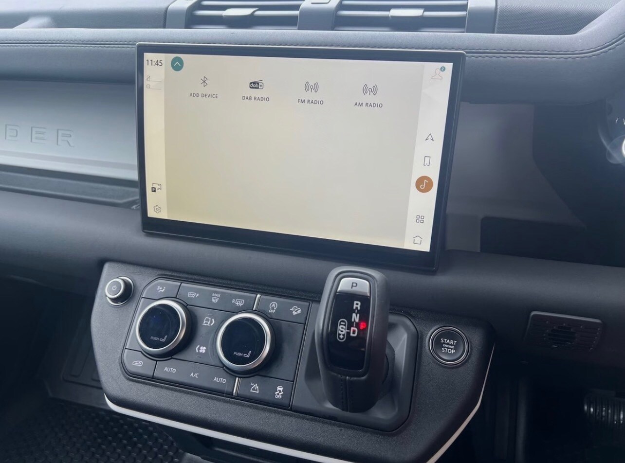 Used Land Rover Defender 2025 for sale - 77804088: Photo 15