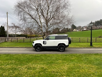 Used Land Rover Defender 2025 for sale - 77804088: Photo