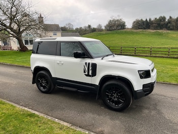Used Land Rover Defender 2025 for sale - 77804088: Photo