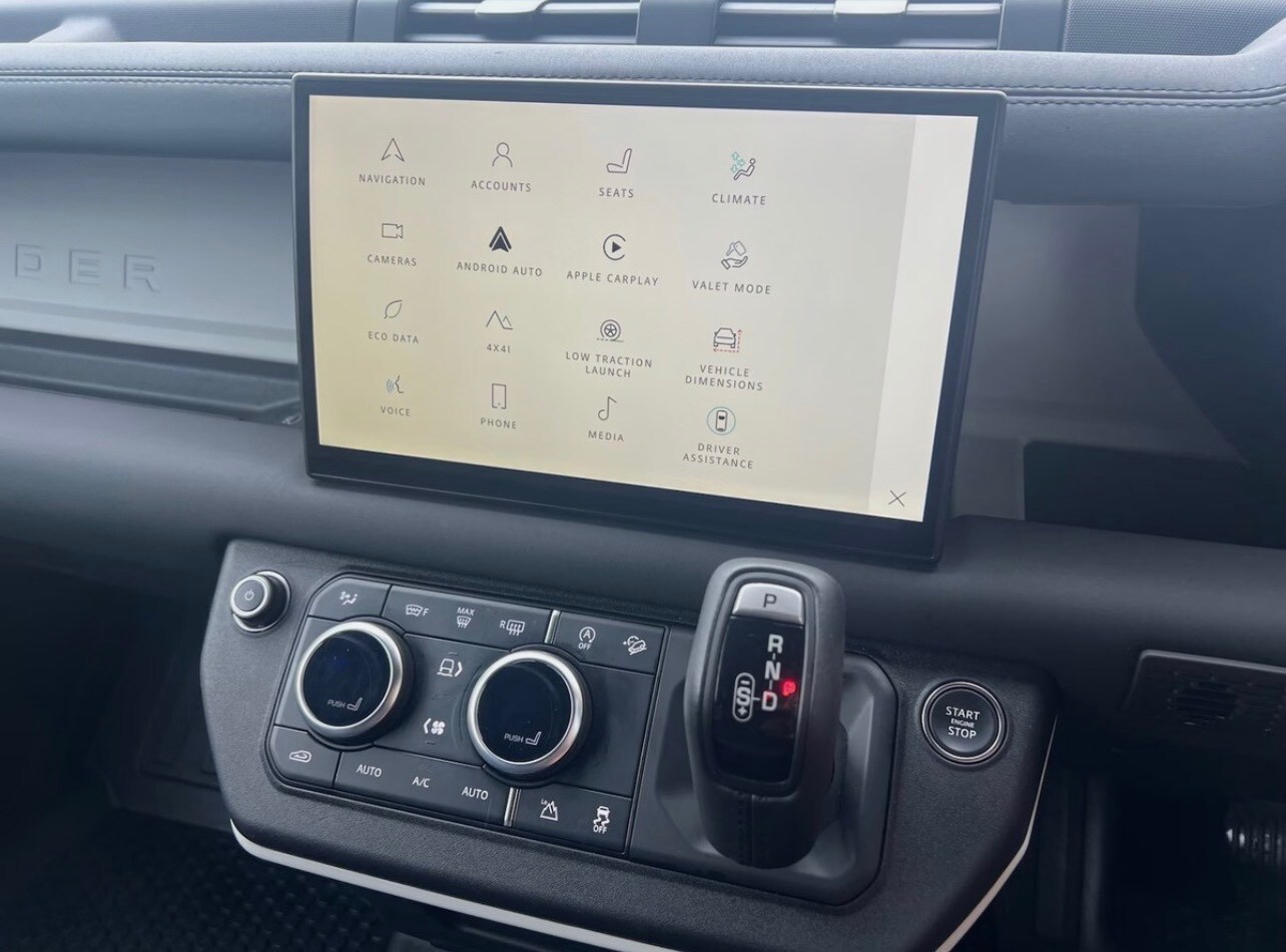 Used Land Rover Defender 2025 for sale - 77804088: Photo 9