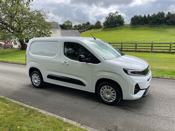 Used Vauxhall Combo 2024 for sale - 75428942: Photo 4