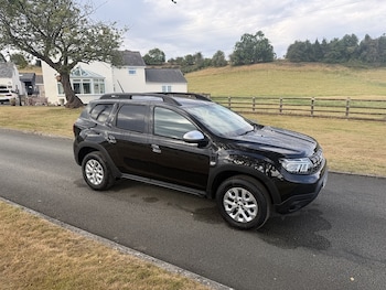 Used Dacia Duster 2024 for sale - 79405368: Photo