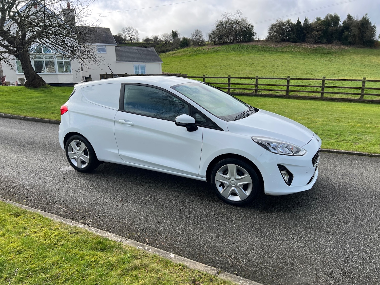 Used Ford Fiesta 2020 for sale - 77629707: Photo 4