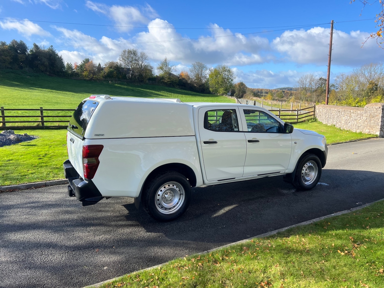 Used Isuzu D-Max 2021 for sale - 76377013: Photo 3