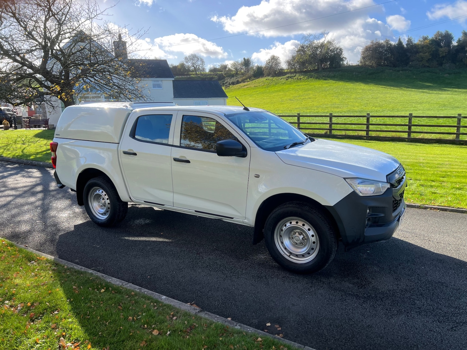 Used Isuzu D-Max 2021 for sale - 76377013: Photo 4