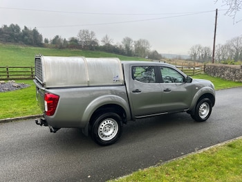 Used Nissan Navara 2021 for sale - 77024325: Photo