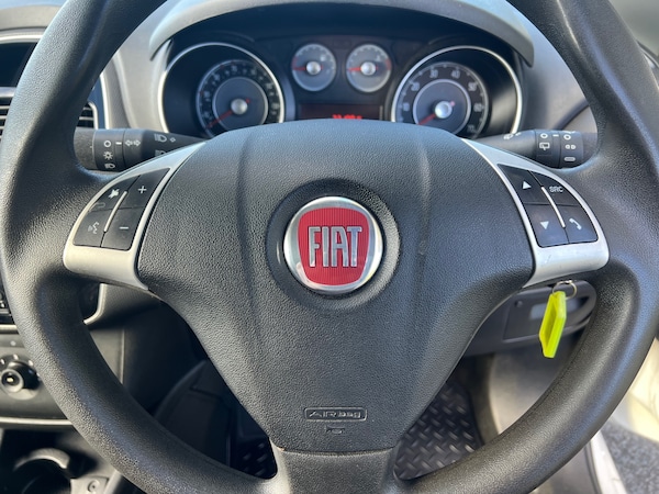 Used Fiat Punto 2014 for sale - 76030888: Photo 7