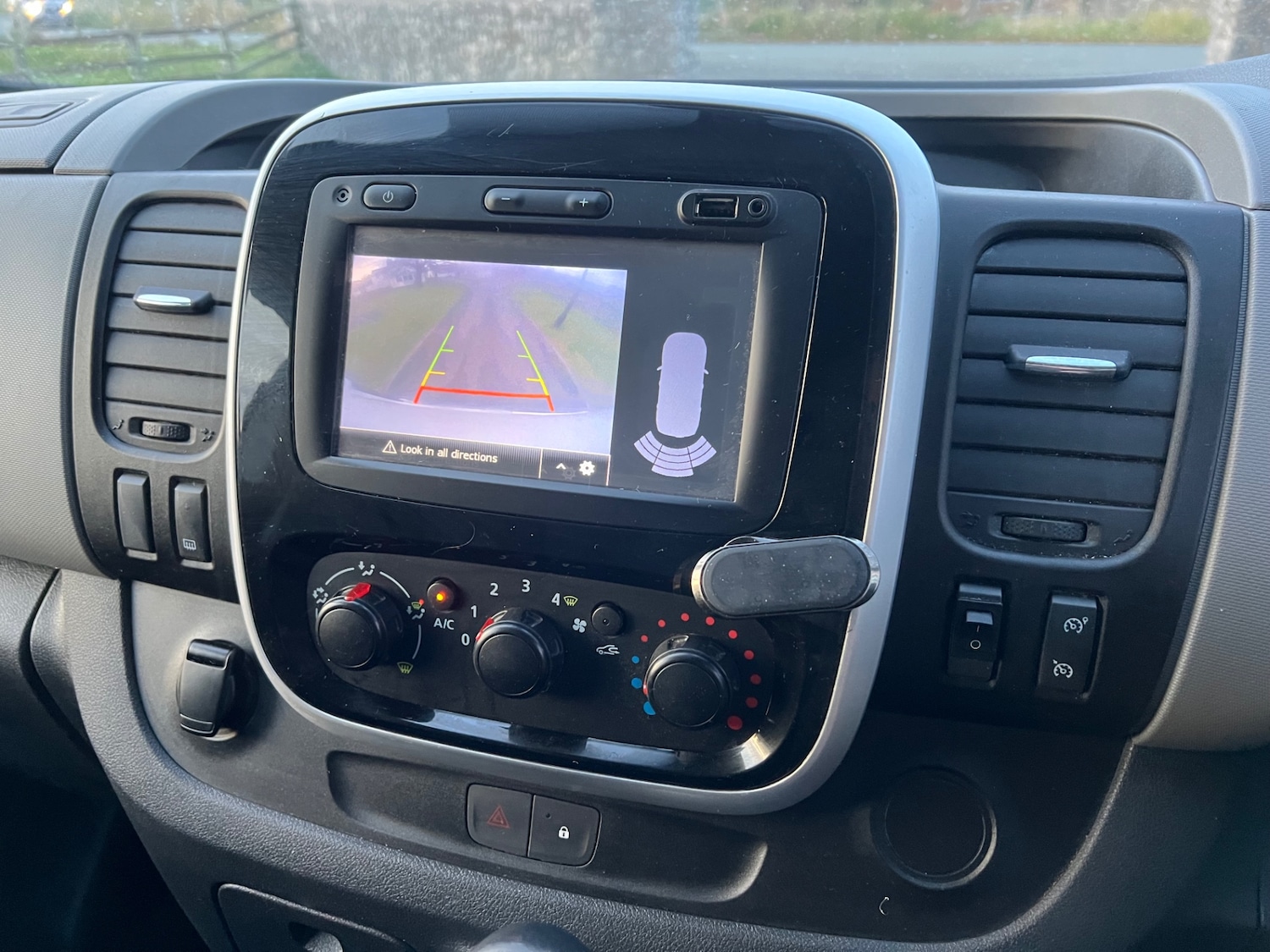 Used Renault Trafic 2018 for sale - 76662871: Photo 13