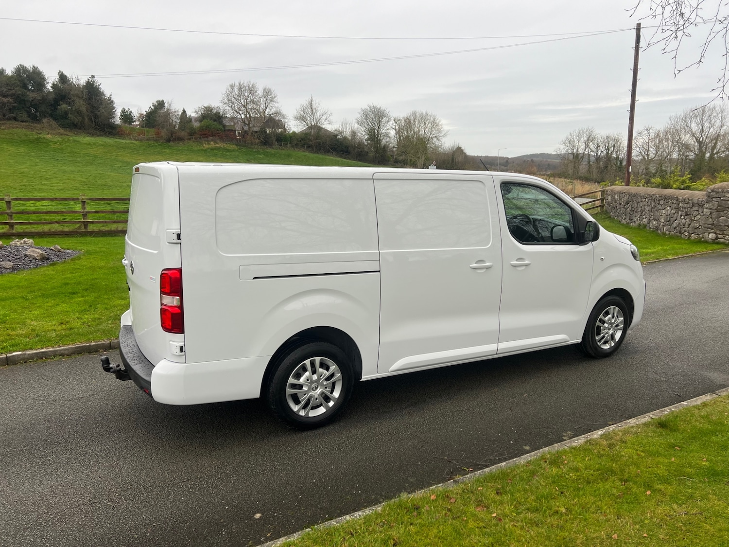Used Vauxhall Vivaro 2022 for sale - 76987120: Photo 3